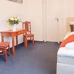 Nordig Free Parking 3*