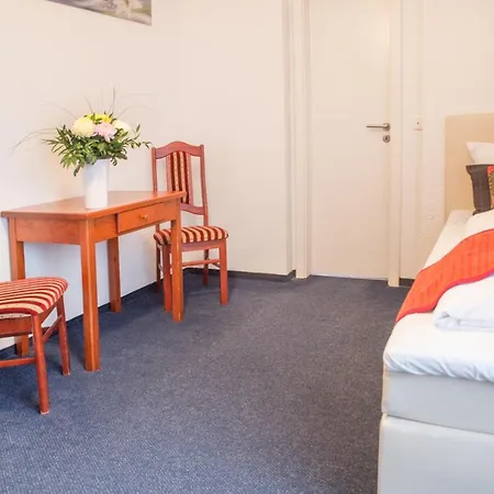 Nordig Free Parking 3*